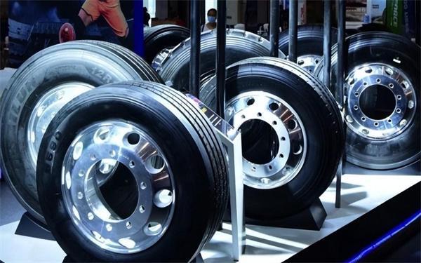 恒驰品牌轮胎汽配基地 携手经销商，共筑连锁品牌新生态